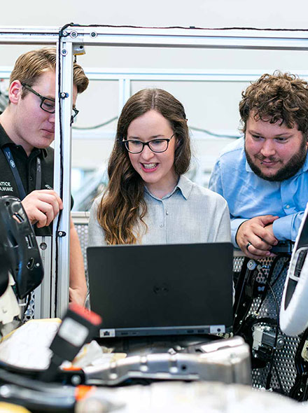 Cyber Security Lab, IT-Sicherheit, Hackathons, Technology, AI, KI, Resilience, Awareness, Penetrationstests, IT-Sicherheit, Workshops, Training