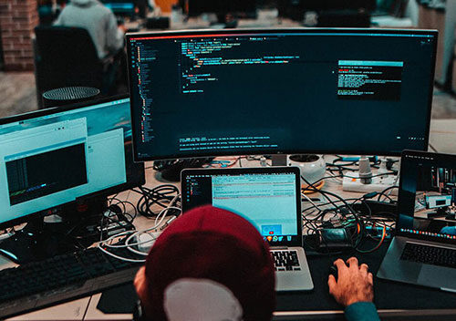 Cyber Security Lab, IT-Sicherheit, Hackathons, Technology, AI, KI, Resilience, Awareness, Penetrationstests, IT-Sicherheit, Workshops, Training